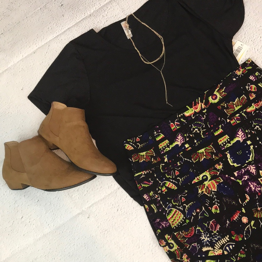 Cassie XL- Lularoe